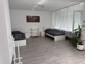 2 bedrooms, WiFi, bed sheets