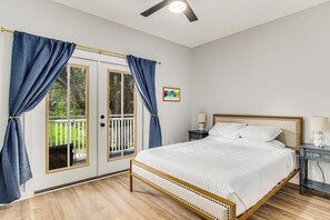 3 bedrooms, iron/ironing board, bed sheets