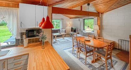 Gorgeous home in Højby with WiFi