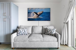 Condo, 1 King Bed (Kona Magic Sands#313) | Living area