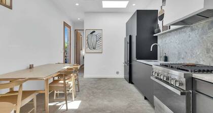 Stealth Off 12th - Walk to Downtown