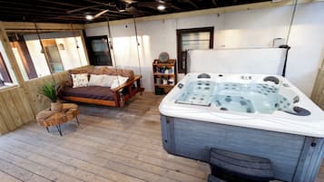Baignoire à remous intérieure
