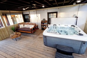 Bain à remous intérieur