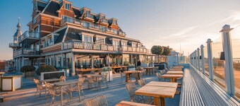 Juliette Domburg, Juliette Domburg: Brand New House 3 Minutes From The Beach