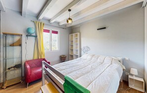 3 soverom, strykejern/-brett og wi-fi (inkludert)