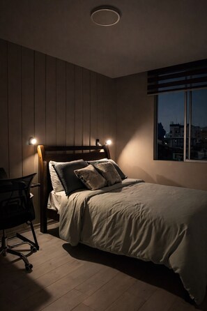 1 bedroom, desk, iron/ironing board, free WiFi