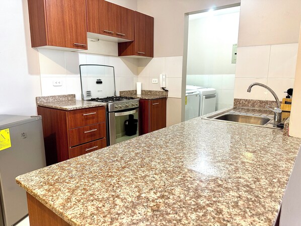 Fridge, oven, dishwasher, electric kettle