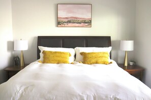 6 Schlafzimmer, Bügeleisen/Bügelbrett, WLAN, Bettwäsche