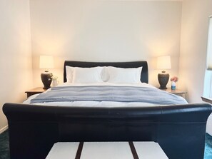 6 habitaciones, tabla de planchar con plancha, wifi y ropa de cama