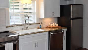 Four, plaque de cuisson, lave-vaisselle