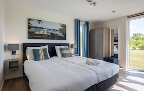 3 bedrooms, travel crib, free WiFi