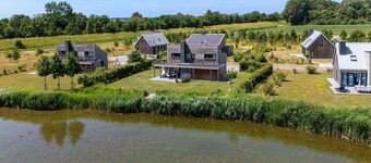Lovely home in Kamperland with house sea view