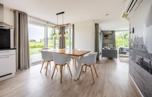 Dining - Gorgeous home in Kamperland with WiFi (Kamperland)