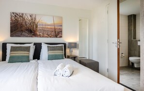 3 bedrooms, travel crib, free WiFi