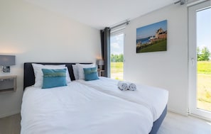 4 quartos, Wi-Fi de cortesia, roupa de cama