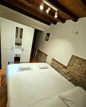 1 bedroom, free WiFi, bed sheets, wheelchair access