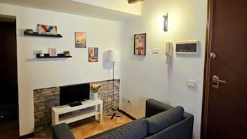 TV