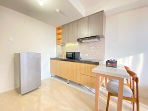 Standard Apartment | Dining room