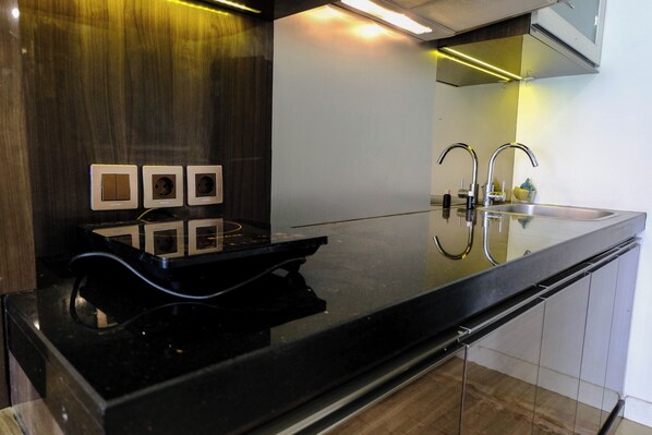 Standard Apartment | Private kitchen