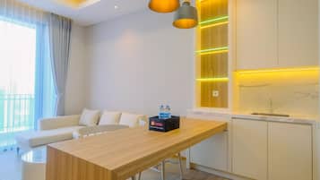 Standard Apartment | Dining room