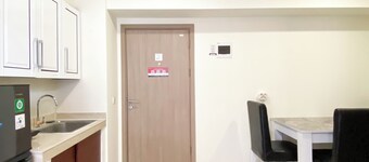 Homey And Warm 2Br At Meikarta Apartment