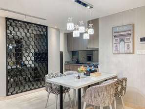 Standard Apartment | Dining room