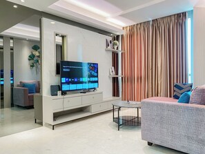 Standard Apartment | Living room