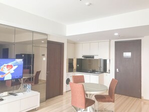 Standard Apartment | Dining room