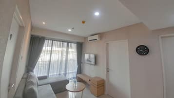 Standard Apartment | Living area