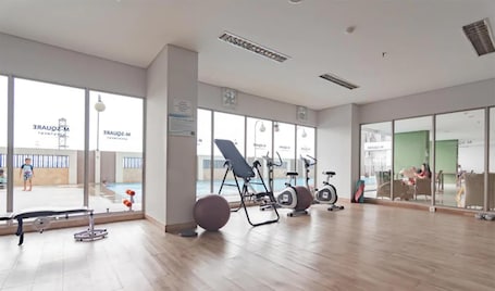 Sala de fitness. Neat 2Br Apartment At Mekarwangi Square Cibaduyut