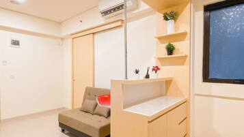 Standard Apartment | Living area