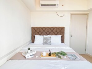 Standard Apartment - 2Br Near Pelita Bangsa University At Meikarta Apartment (Cikarang)