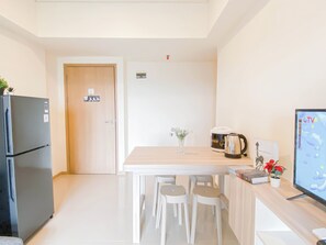 Leilighet – standard | Spiseområde på rommet