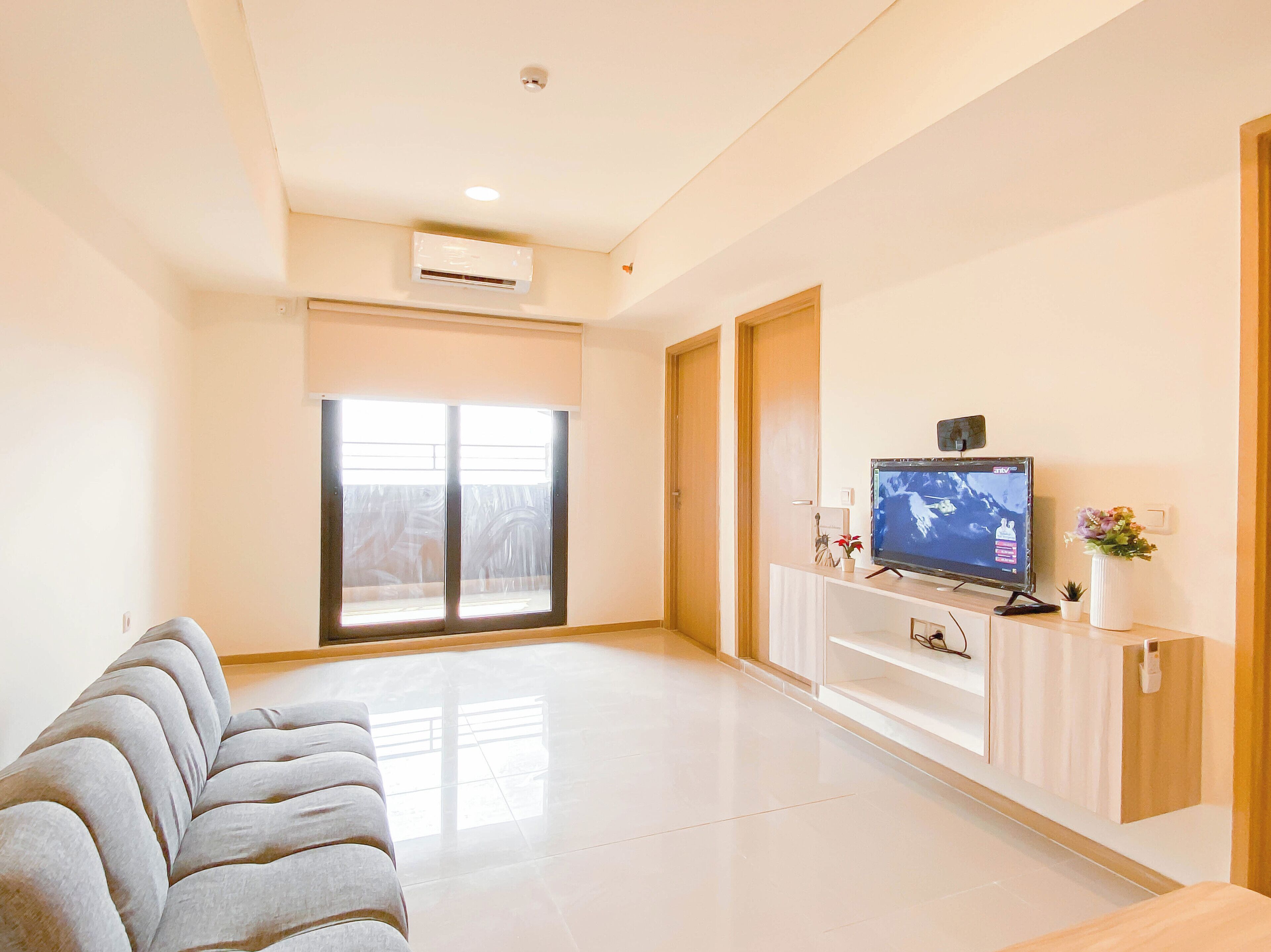 Standard Apartment | Living area