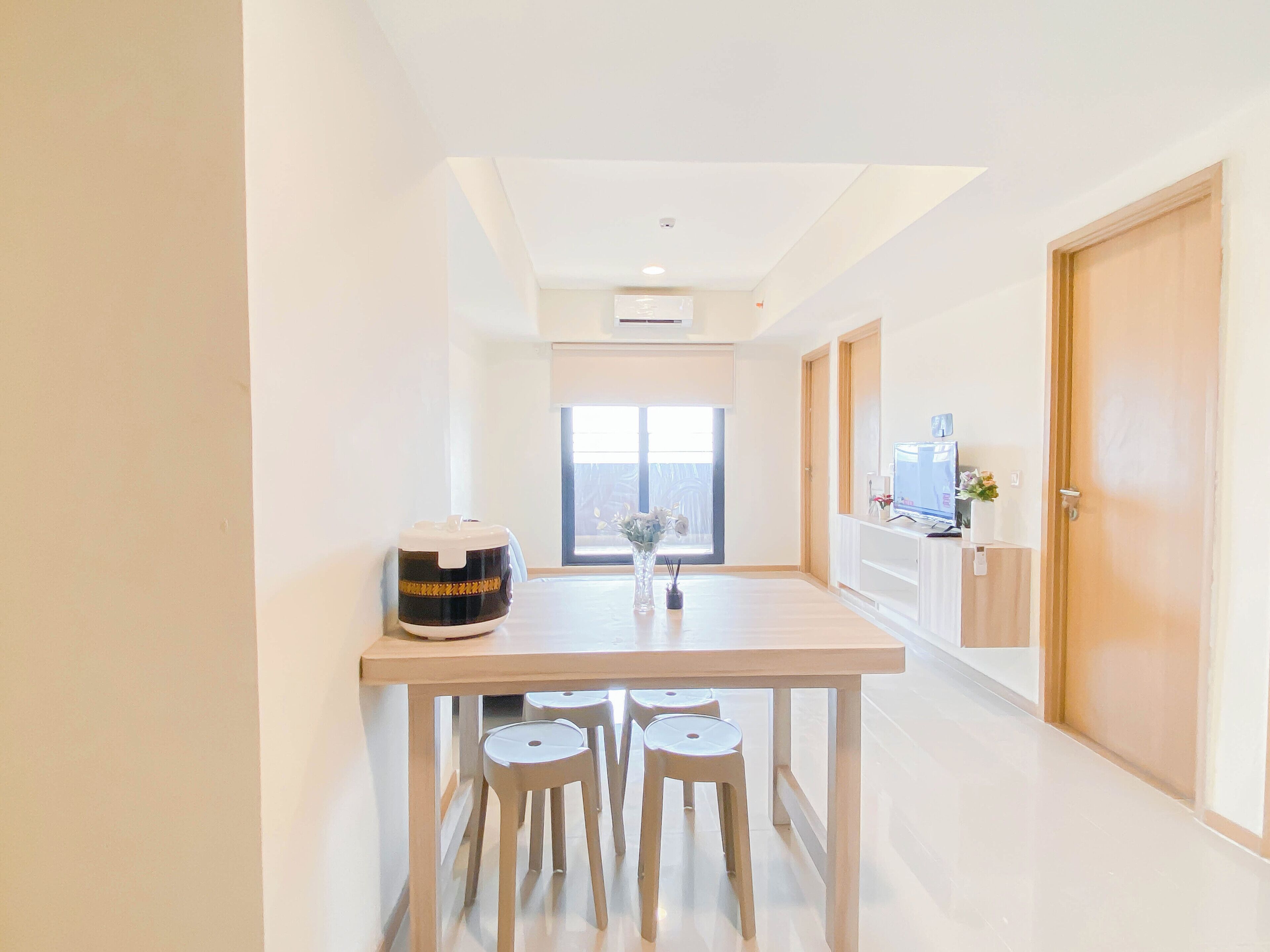 Standard Apartment | In-room dining