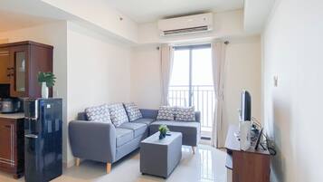 Standard Apartment | Living area