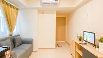 Standard Apartment | Living area
