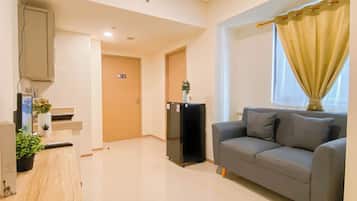 Standard Apartment | Living area