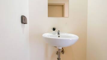 Standard Apartment | Bathroom