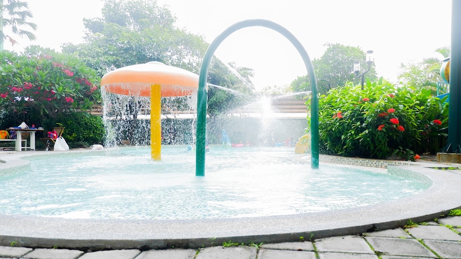 Strategic 2Br Apartment Near Its Campus At Dian Regency