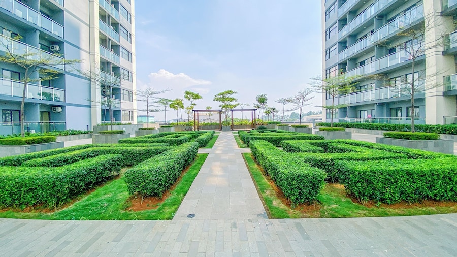 Spacious 3Br At Daan Mogot City Apartment