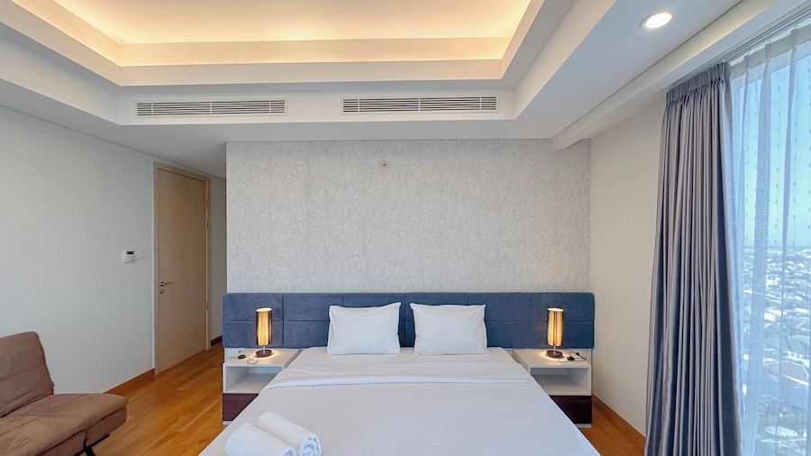 Spacious And Elegant 2Br At One East Penthouse & Residence Apartment