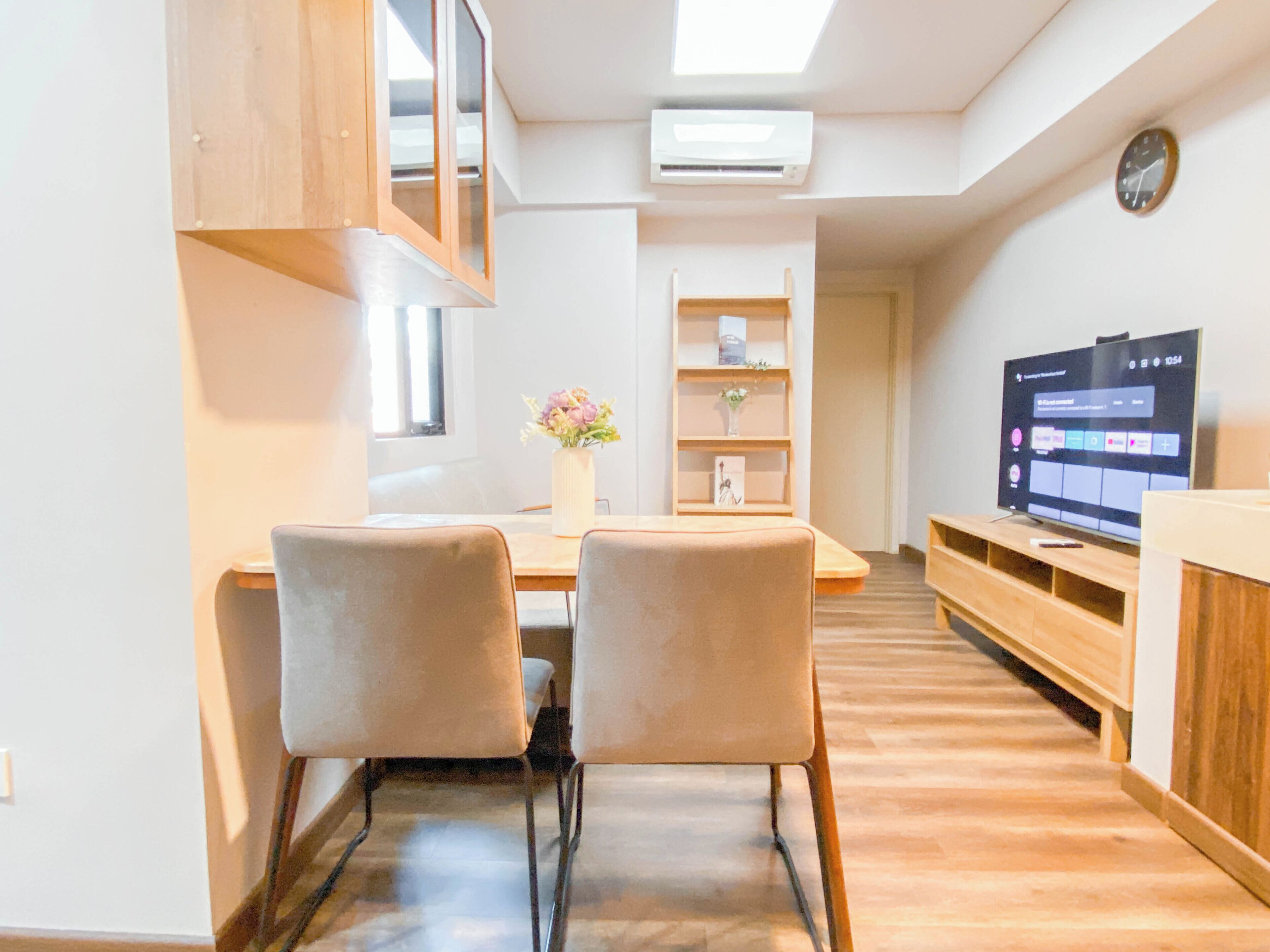 Standard Apartment | In-room dining