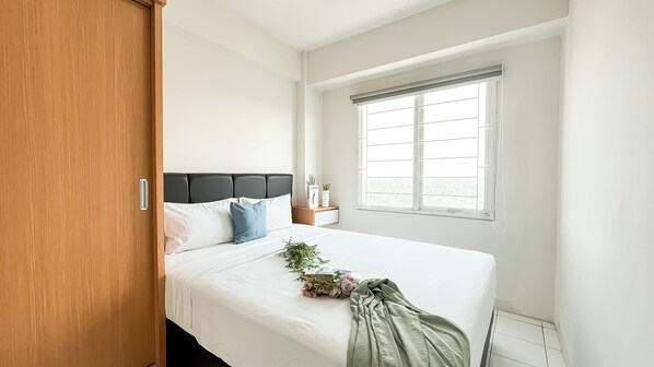 Standard Apartment - Neat 2Br Apartment Podomoro Golf View (Gunung Putri)