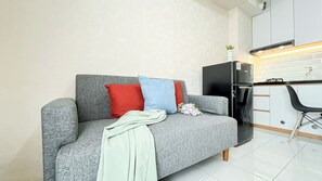 Standard Apartment | Living area