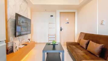 Standard Apartment | Living area