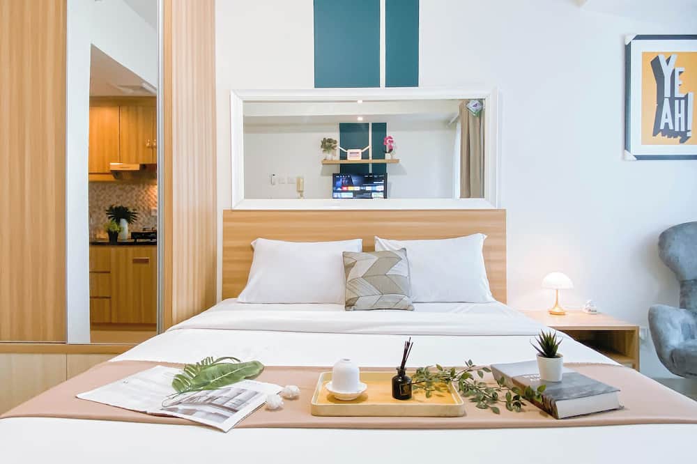 Cozy And Modern Style Studio At Grand Dhika City Apartment