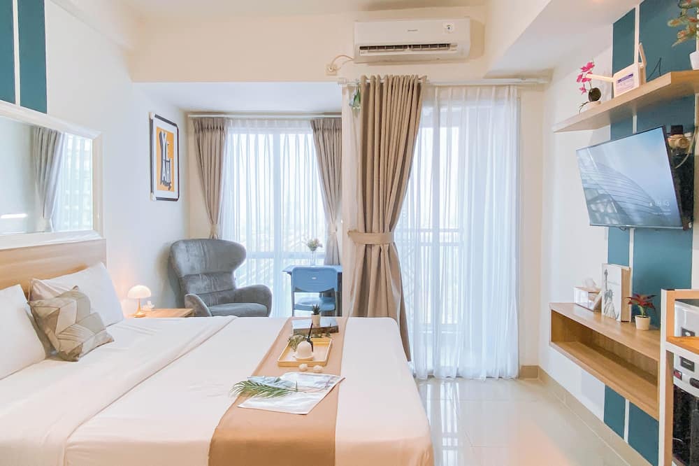 Cozy And Modern Style Studio At Grand Dhika City Apartment