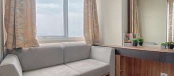 Modern Scandinavian Studio At Lrt City Sentul - Royal Sentul Park Apartment