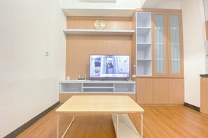Standard Apartment | Living area